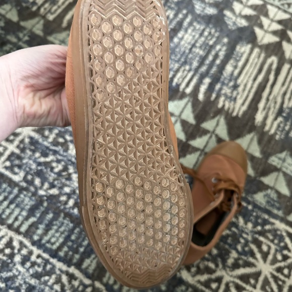 Bangs high top sneakers - Picture 2 of 5